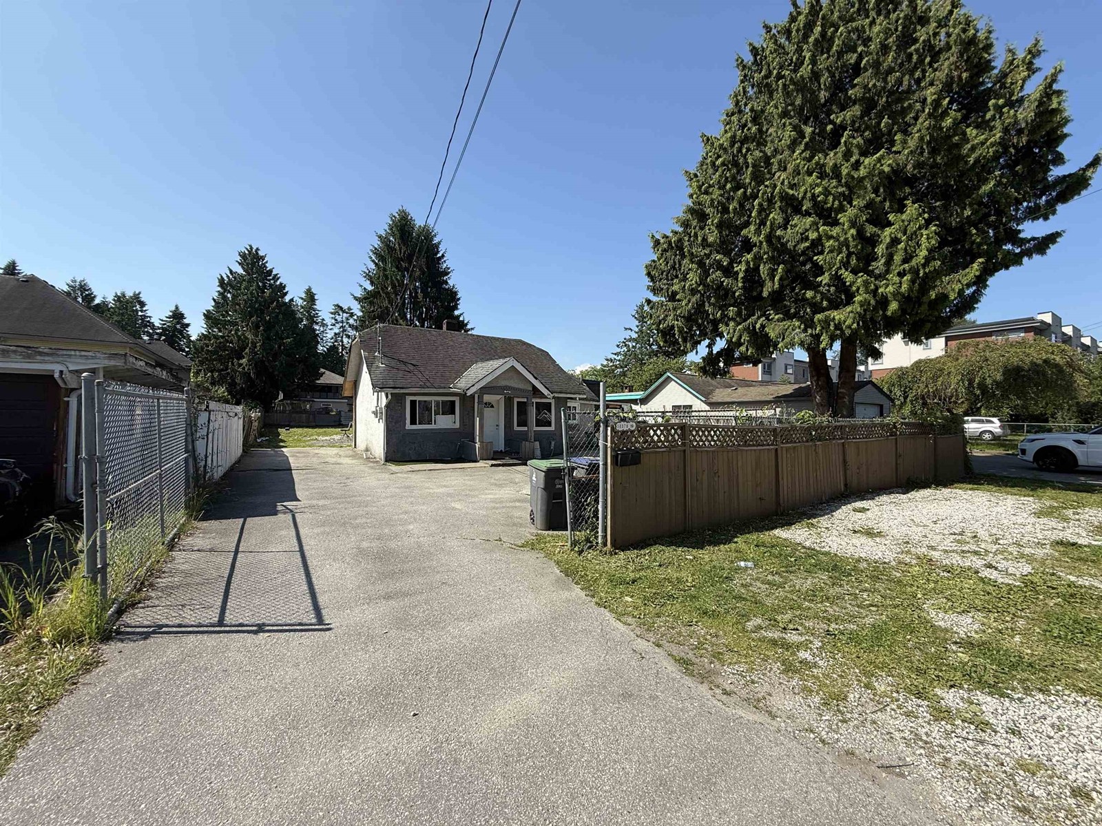 13370 96 Avenue, Surrey, British Columbia  V3V 1Y4 - Photo 1 - R3012471