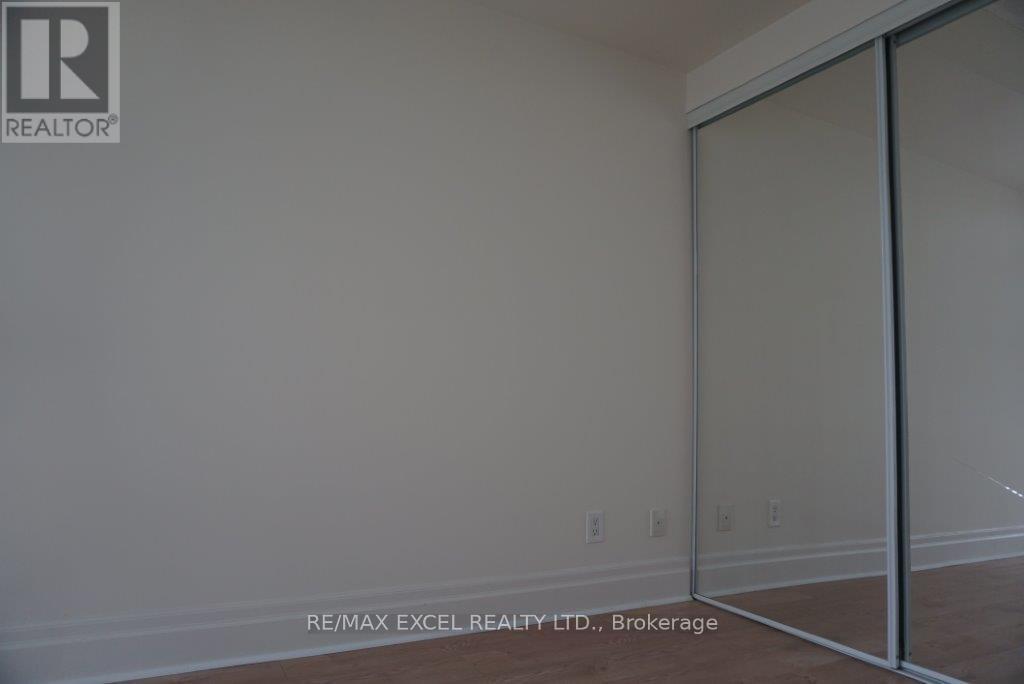 312 - 151 Upper Duke Crescent, Markham, Ontario  L6G 0E1 - Photo 9 - N12099977