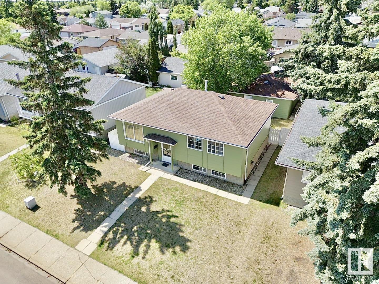 14240 23 St Nw, Edmonton, Alberta  T5Y 1E8 - Photo 3 - E4441130