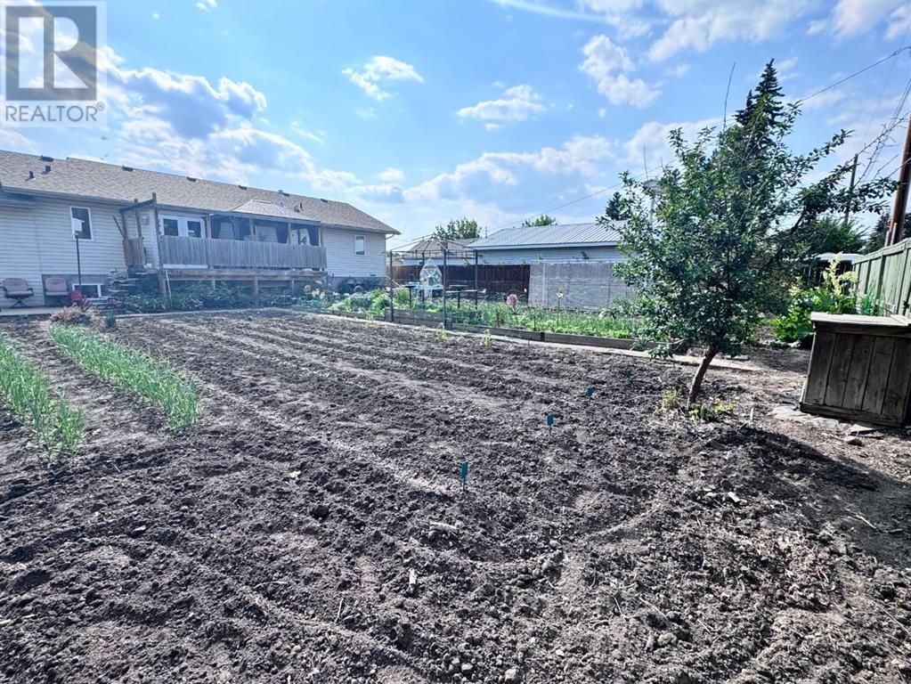 4715 Lake Street, Alix, Alberta  T0C 0B0 - Photo 40 - A2228819
