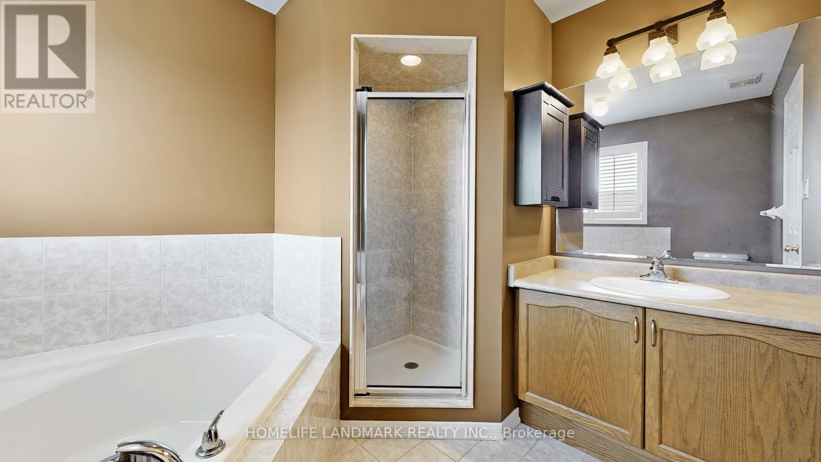 34 Wallwark Street, Aurora, Ontario  L4G 0J2 - Photo 22 - N12198942