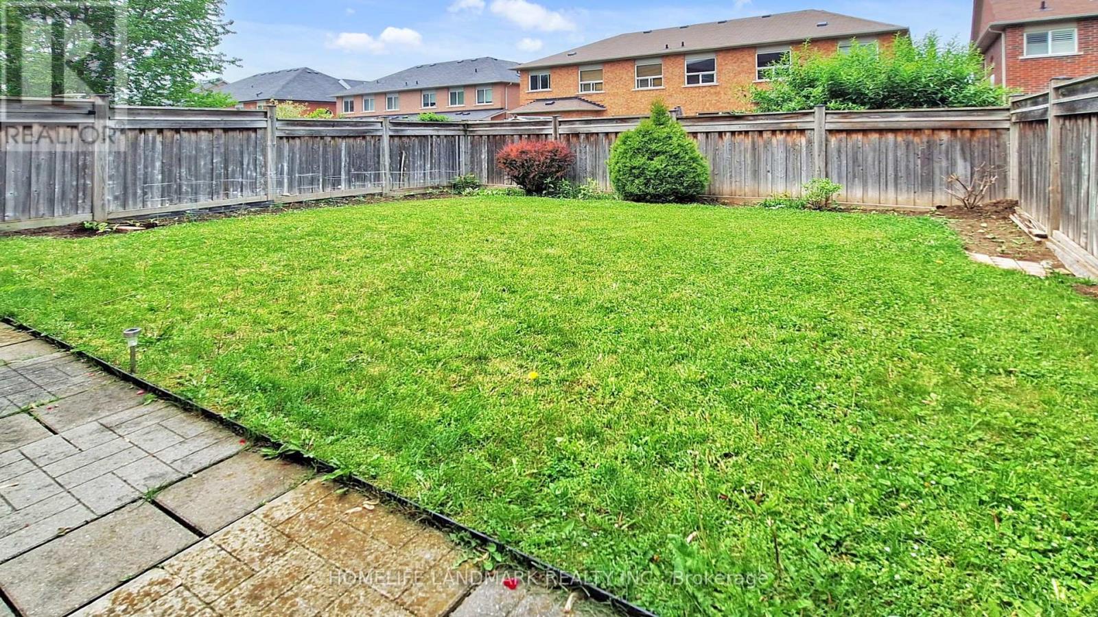 34 Wallwark Street, Aurora, Ontario  L4G 0J2 - Photo 40 - N12198942