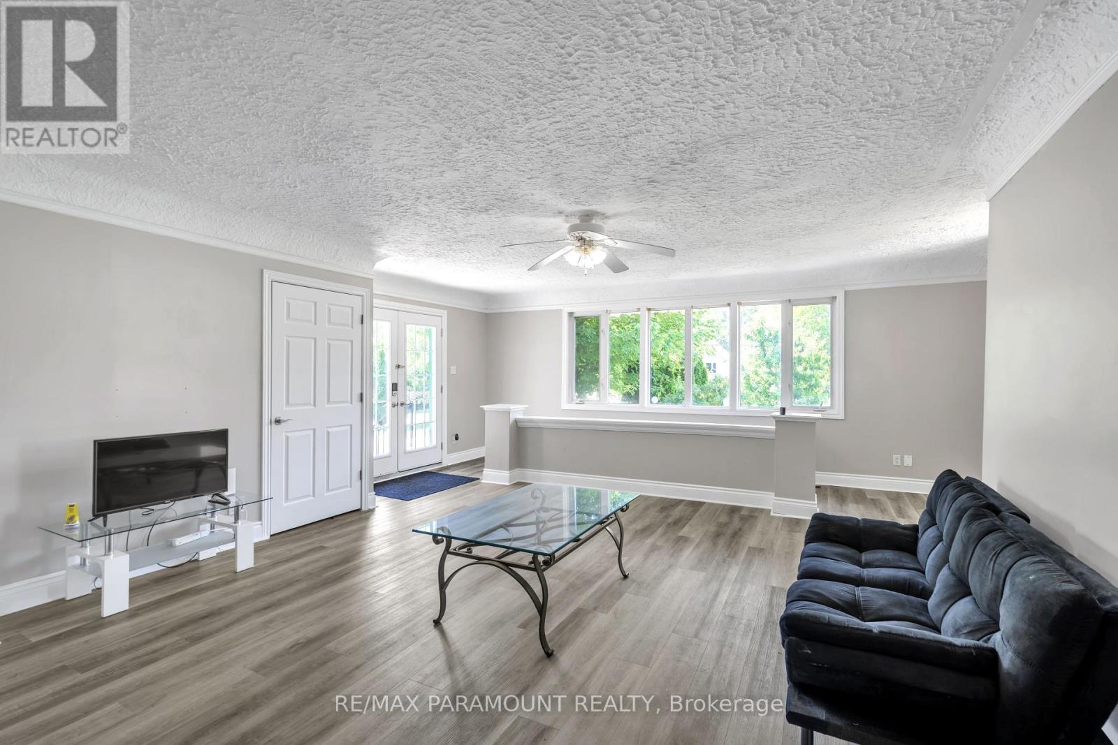 Photo 4 of 38 for 1778 Parkhurst Avenue
