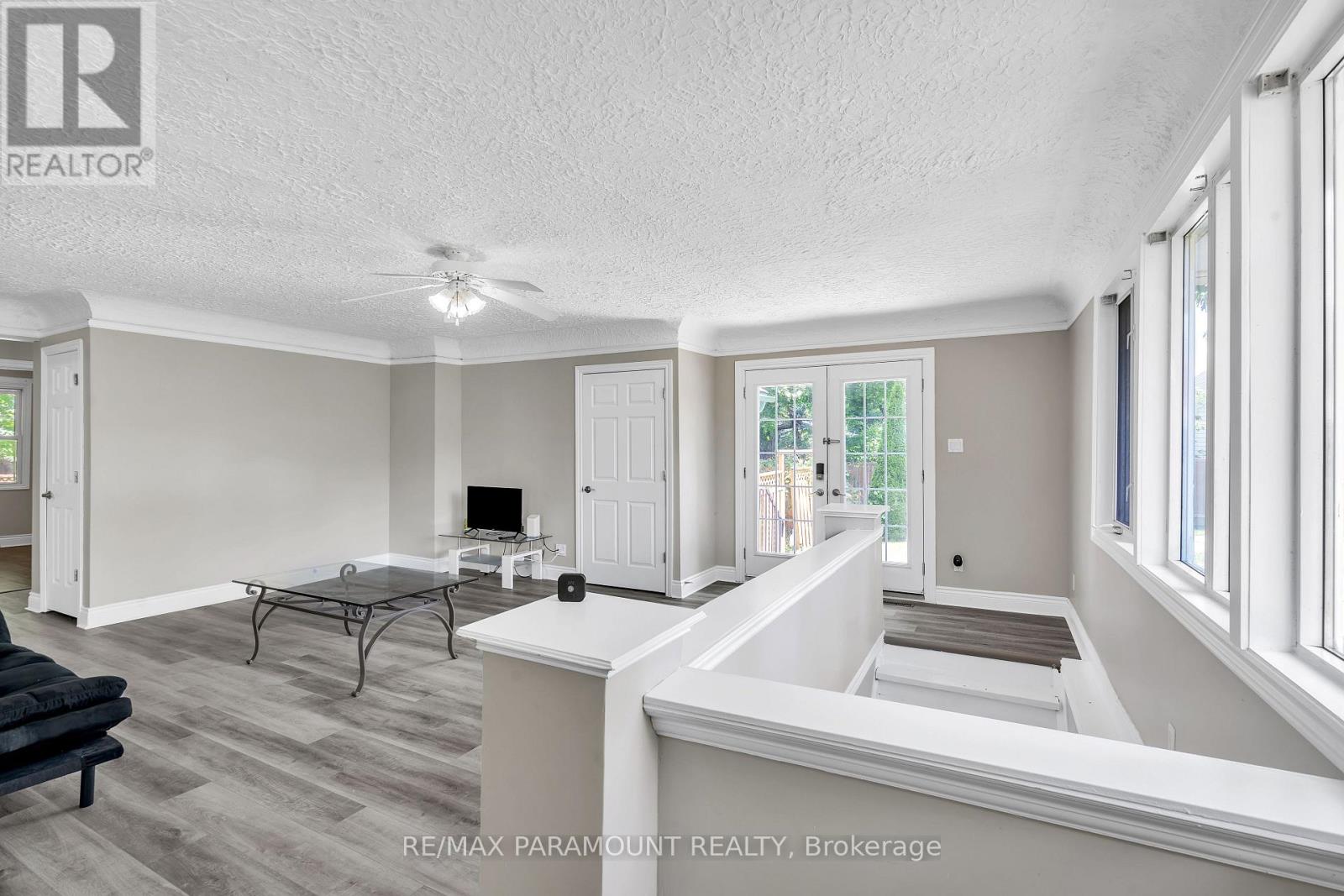 Photo 5 of 38 for 1778 Parkhurst Avenue