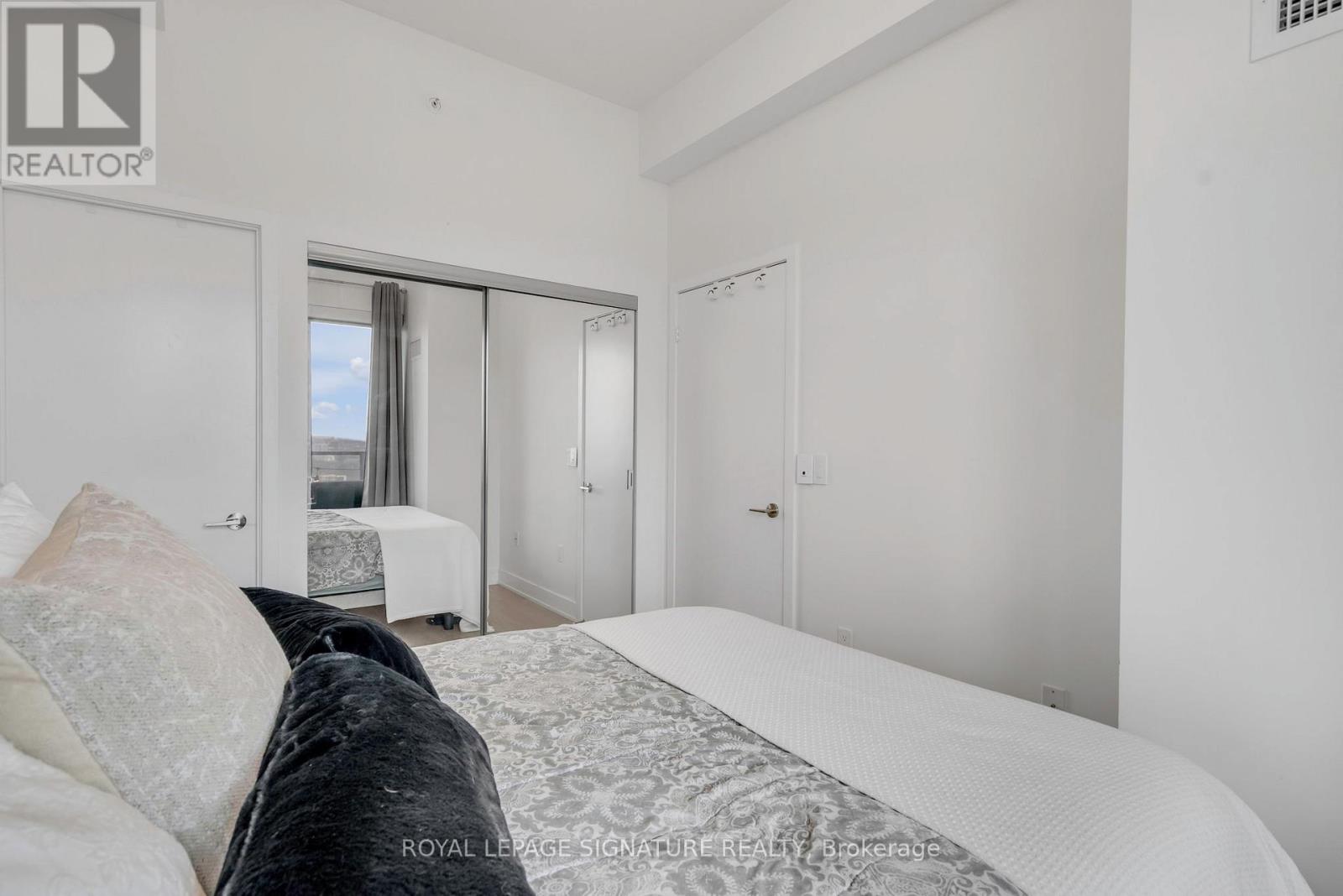 4503 - 20 Shore Breeze Drive, Toronto, Ontario  M8V 0C7 - Photo 15 - W12204714