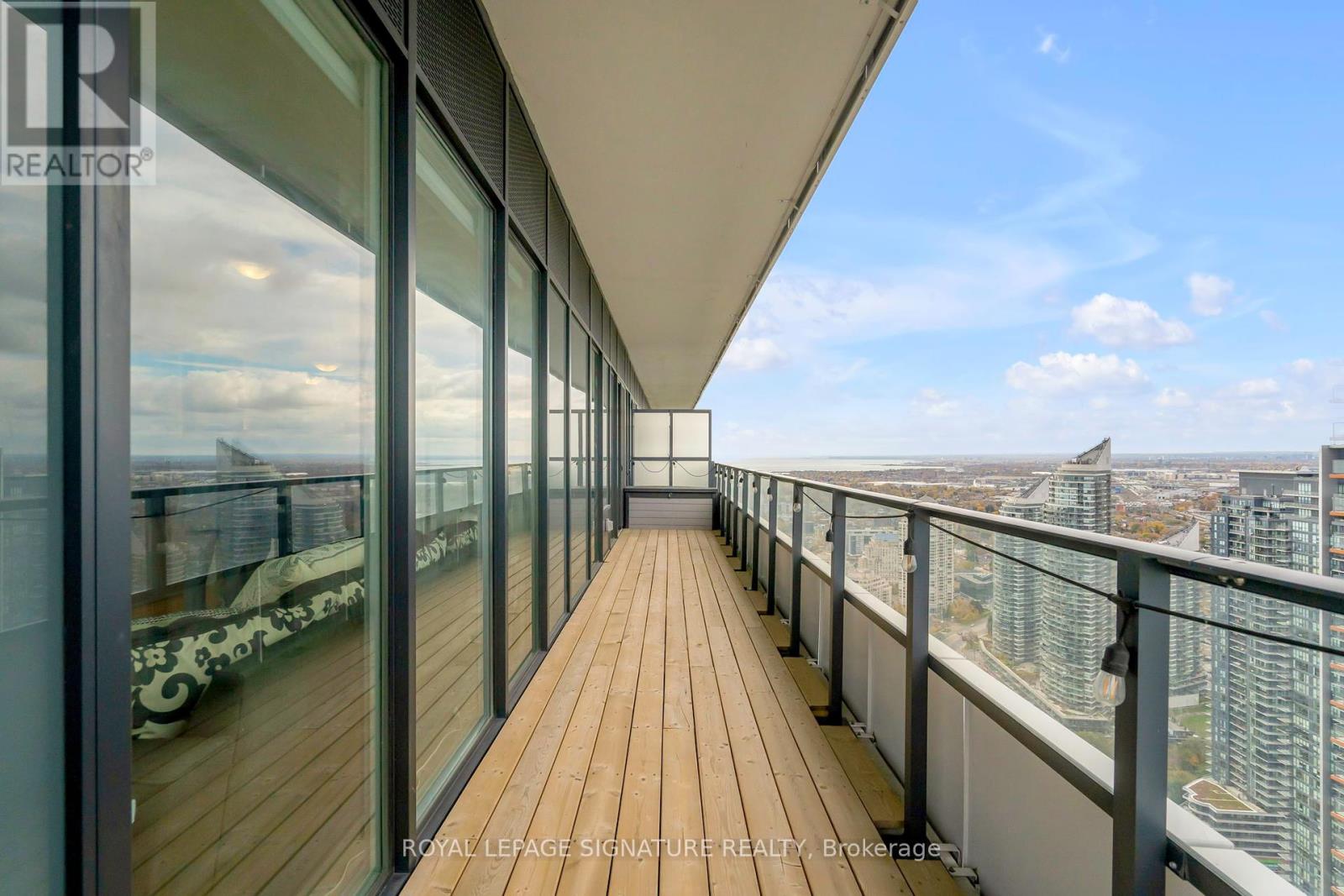 4503 - 20 Shore Breeze Drive, Toronto, Ontario  M8V 0C7 - Photo 23 - W12204714