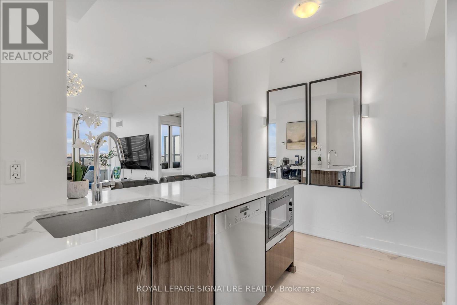 4503 - 20 Shore Breeze Drive, Toronto, Ontario  M8V 0C7 - Photo 8 - W12204714