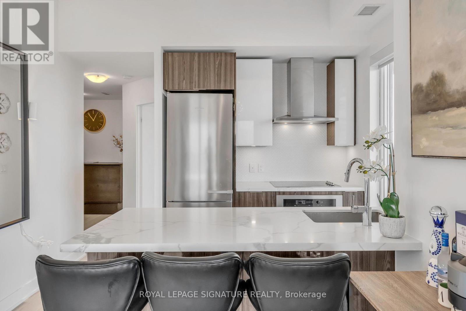 4503 - 20 Shore Breeze Drive, Toronto, Ontario  M8V 0C7 - Photo 9 - W12204714