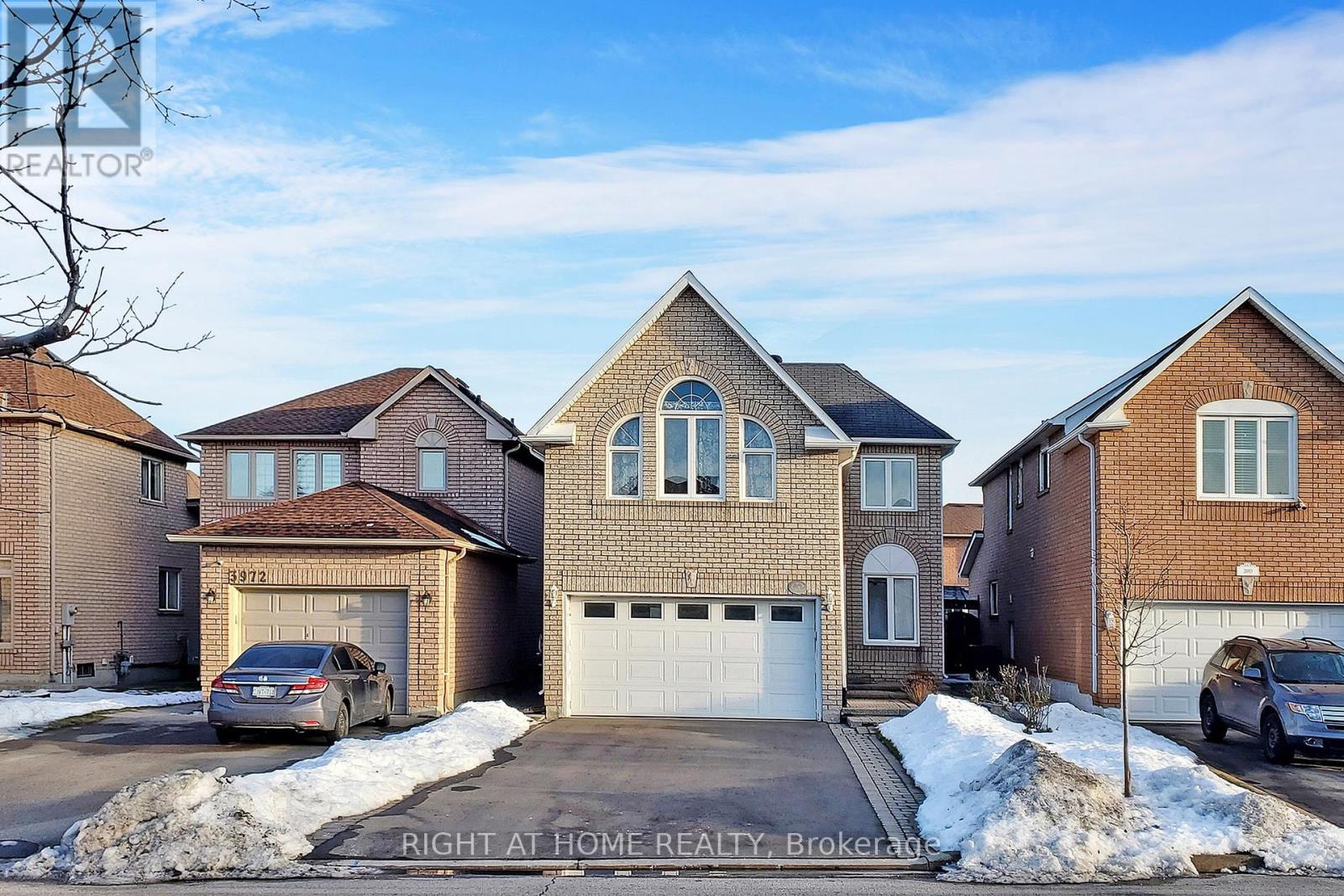 3976 HONEY LOCUST TRAIL, Mississauga, Ontario