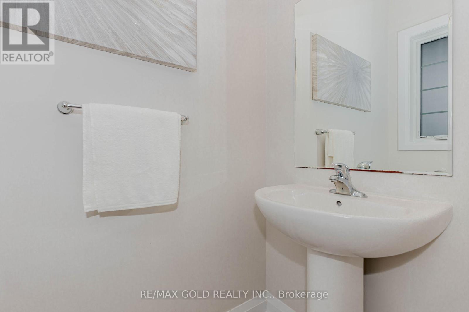 604 Blair Creek Drive, Kitchener, Ontario  N2P 0E7 - Photo 19 - X12204693