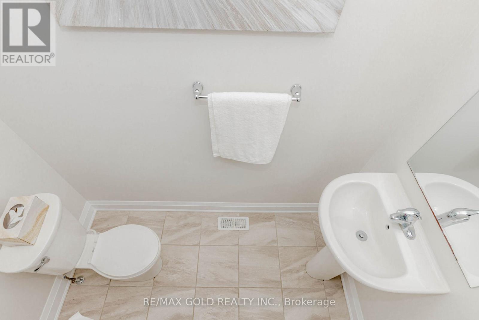 604 Blair Creek Drive, Kitchener, Ontario  N2P 0E7 - Photo 20 - X12204693
