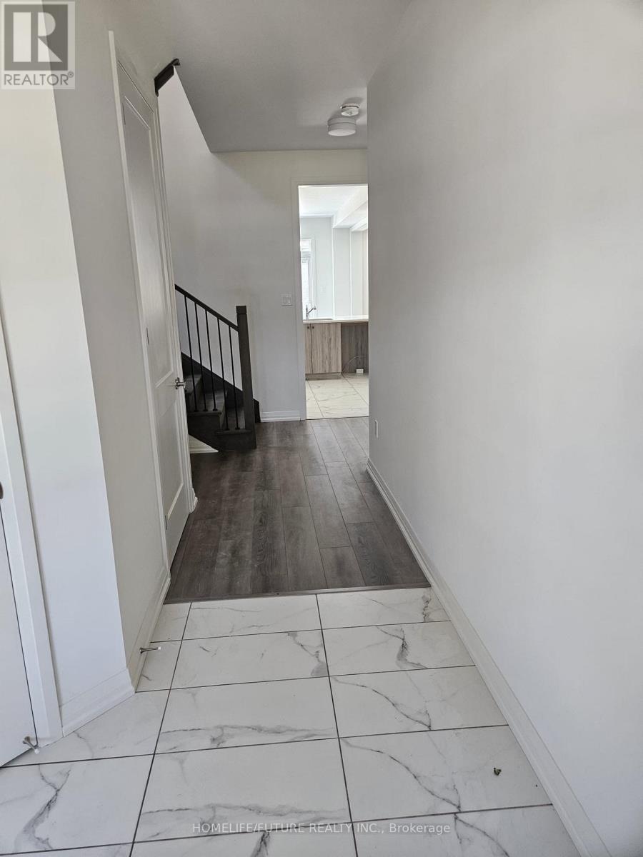 1115 Denton Drive, Cobourg, Ontario  K9A 4A1 - Photo 3 - X12204727