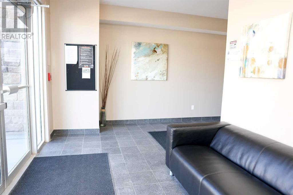 311, 117 Copperpond Common Se, Calgary, Alberta  T2Z 5E6 - Photo 10 - A2188154