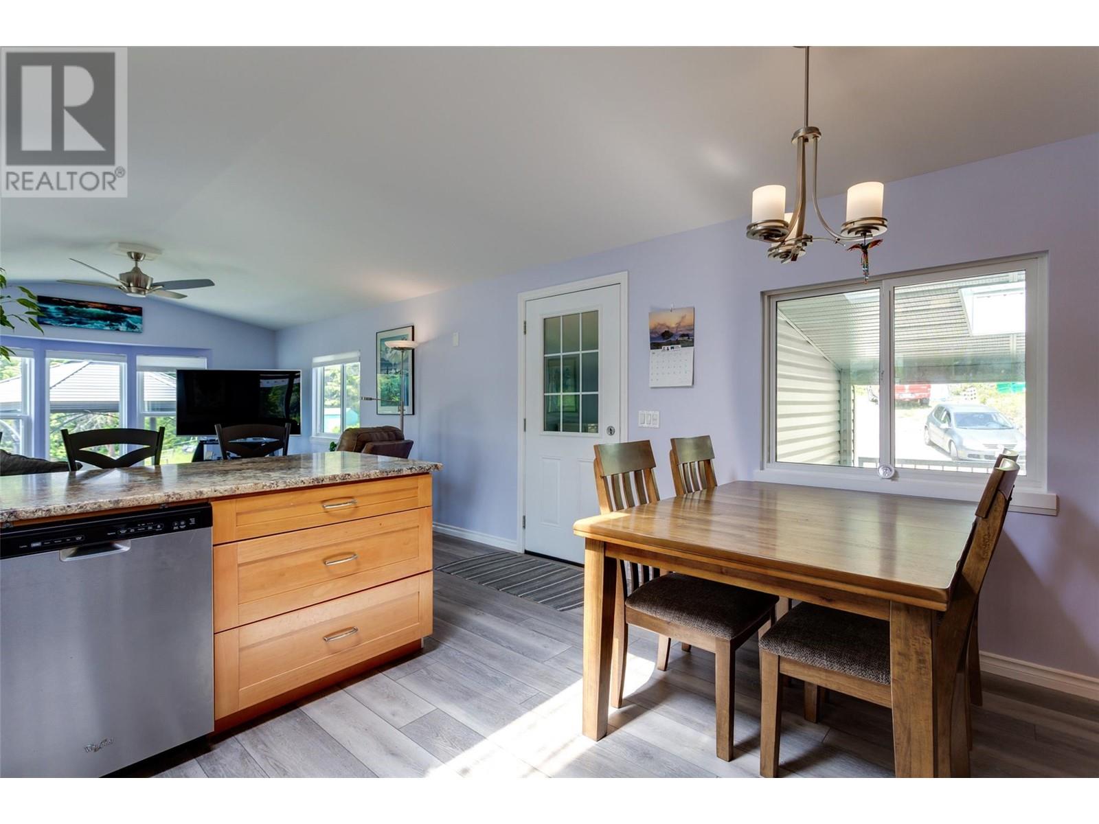 1881 Cardinal Creek Road, Kelowna, British Columbia  V1P 1J3 - Photo 16 - 10350454