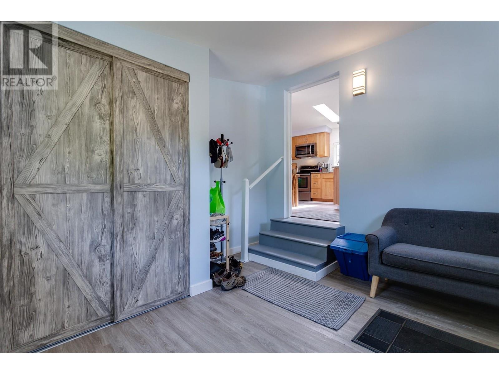1881 Cardinal Creek Road, Kelowna, British Columbia  V1P 1J3 - Photo 10 - 10350454