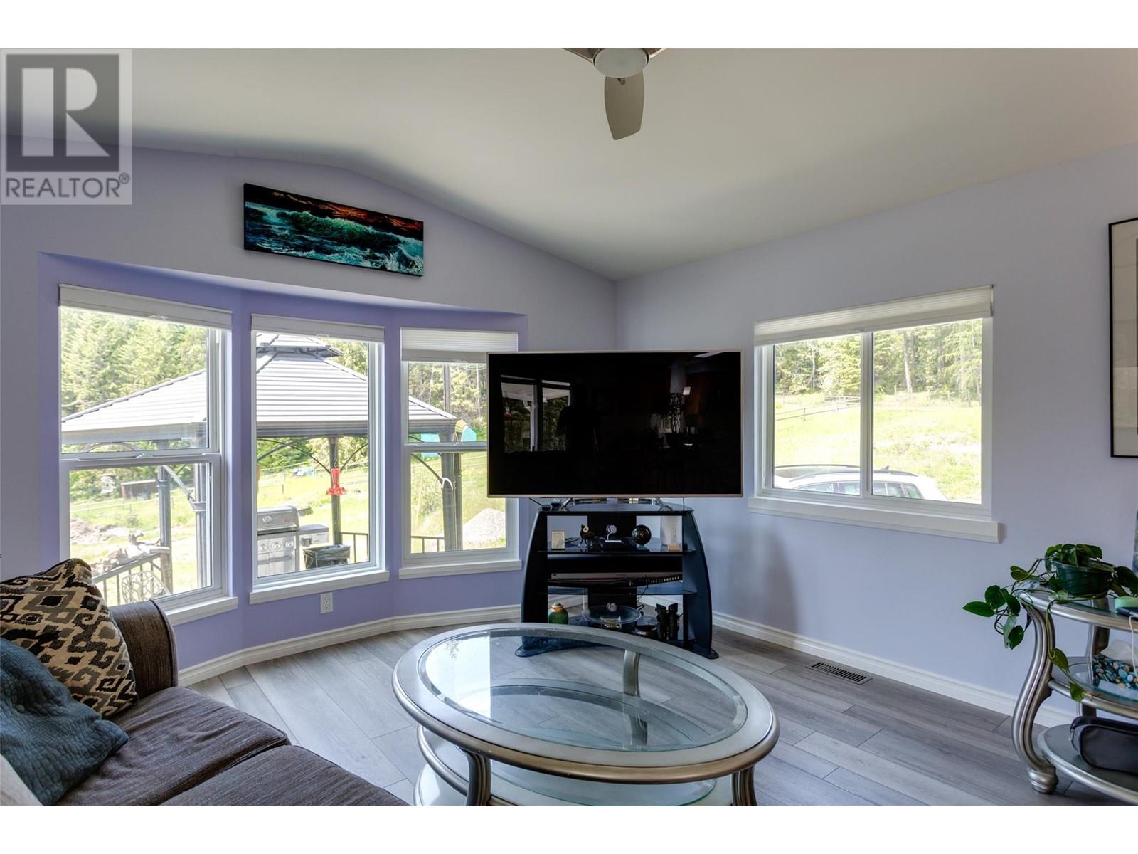 1881 Cardinal Creek Road, Kelowna, British Columbia  V1P 1J3 - Photo 21 - 10350454
