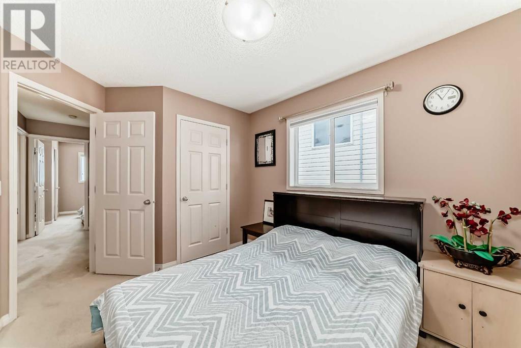 250 Eversyde Close Sw, Calgary, Alberta  T2Y 5A2 - Photo 17 - A2207608