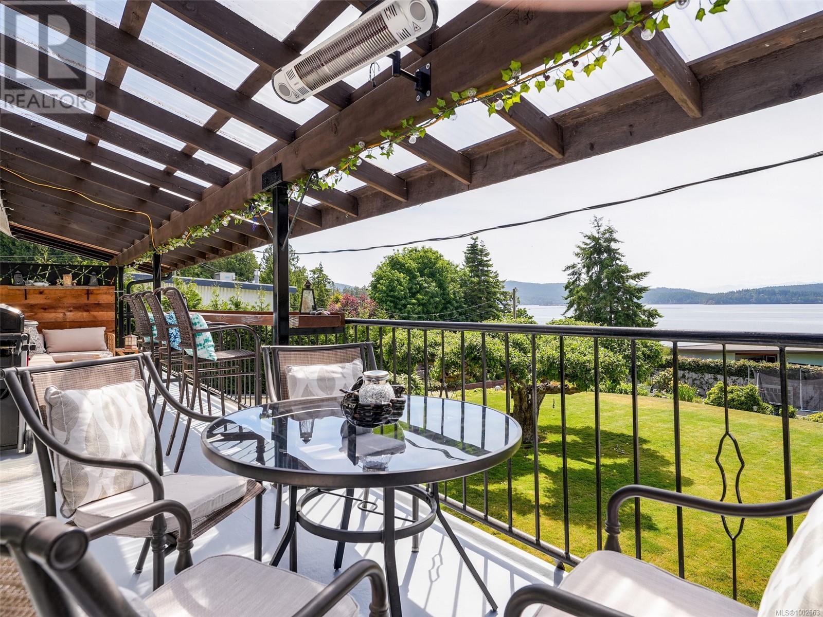 5877 Sooke Rd, Sooke, British Columbia  V9Z 0C3 - Photo 2 - 1002663