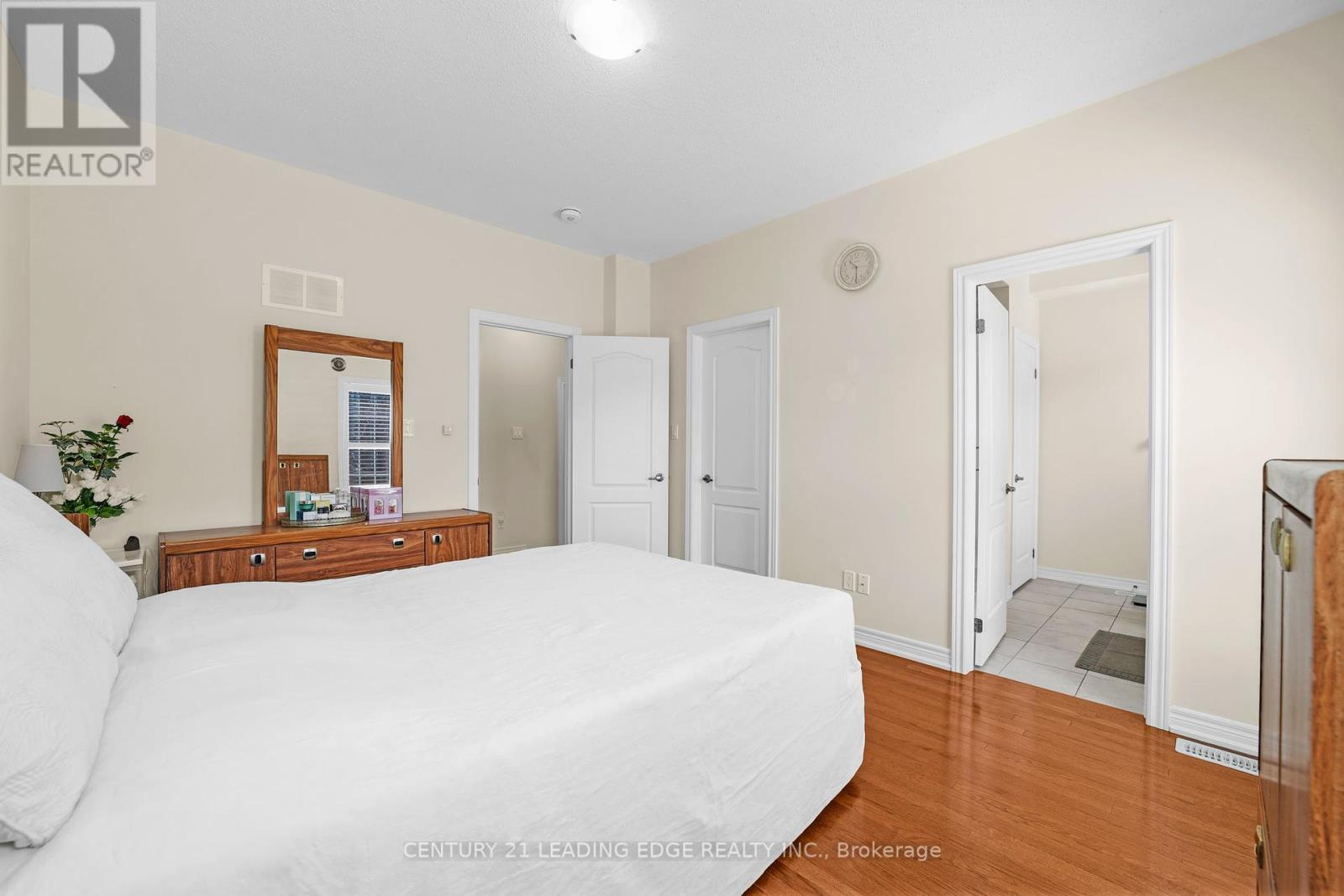 35 Lobelia Street, Brampton, Ontario  L6R 3Z6 - Photo 19 - W12204729