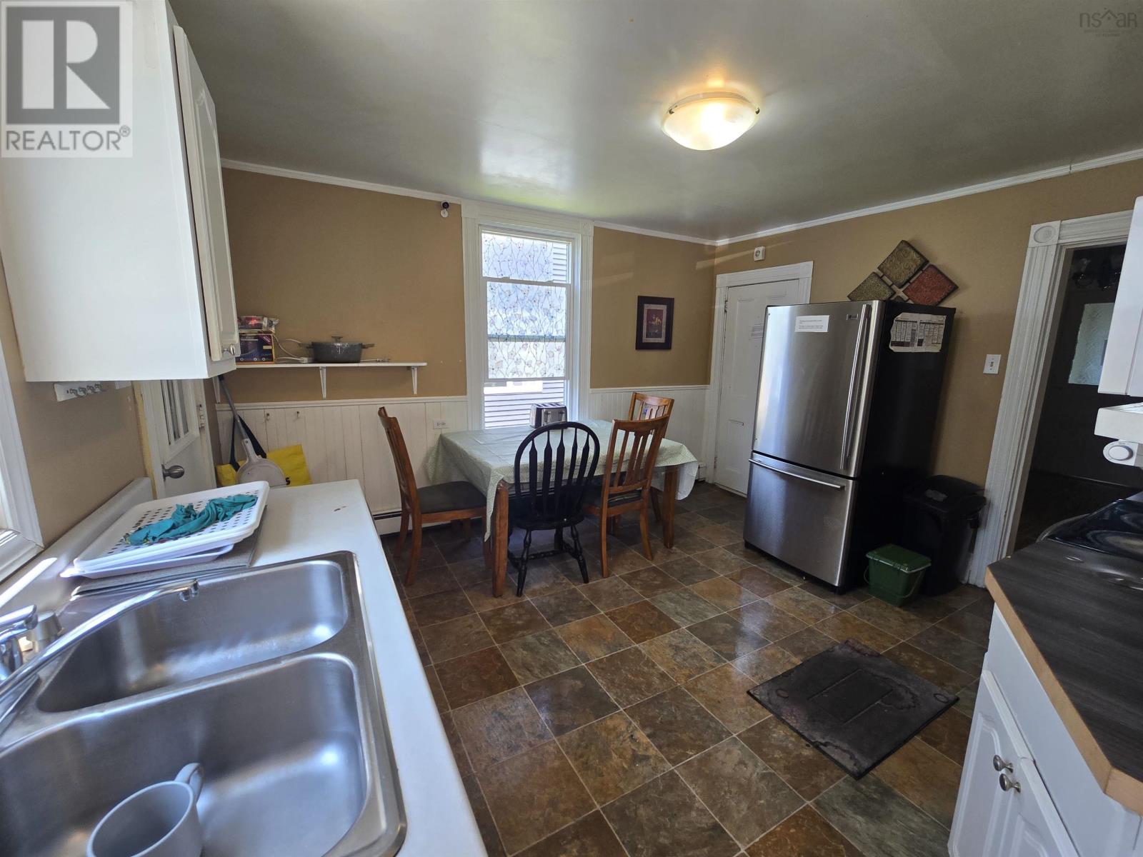 850 George Street, Sydney, Nova Scotia  B1P 1L9 - Photo 4 - 202513844