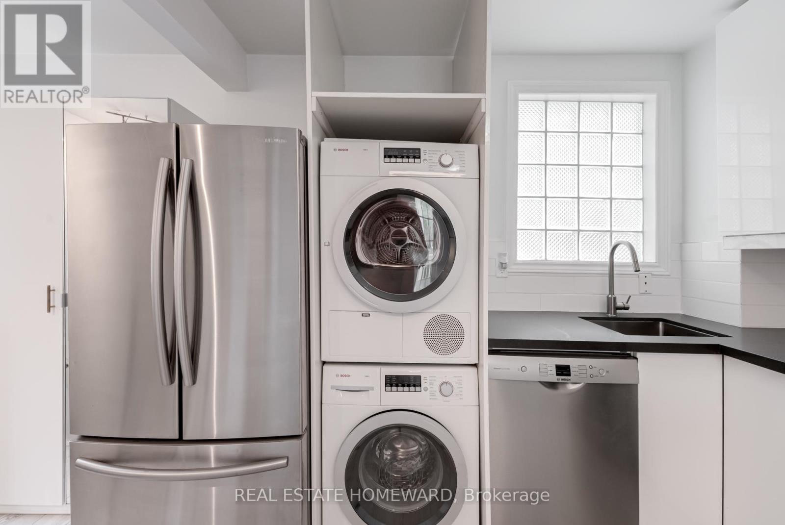 Upper - 559 Delaware Avenue N, Toronto, Ontario  M6H 2V3 - Photo 14 - C12149528