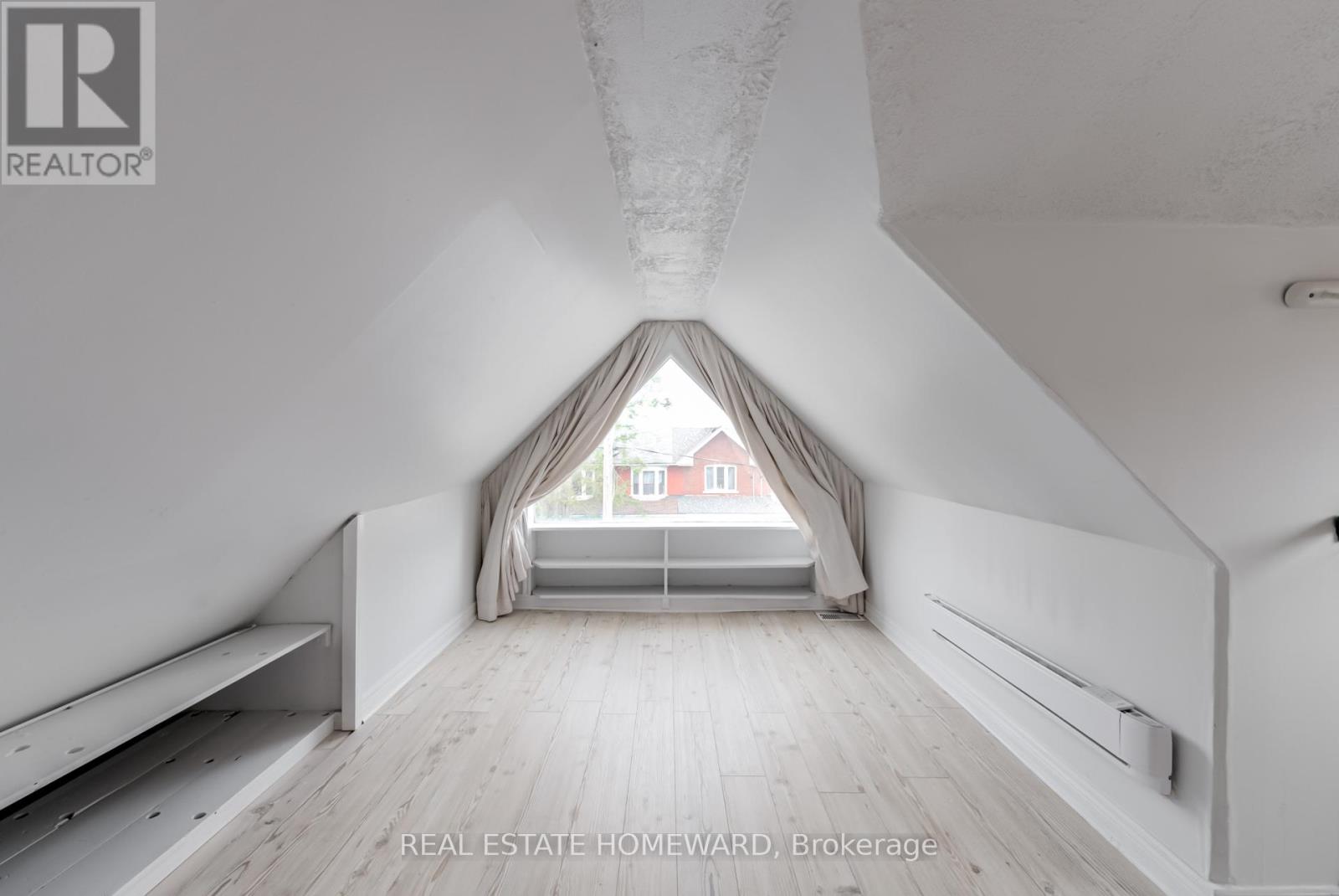 Upper - 559 Delaware Avenue N, Toronto, Ontario  M6H 2V3 - Photo 21 - C12149528