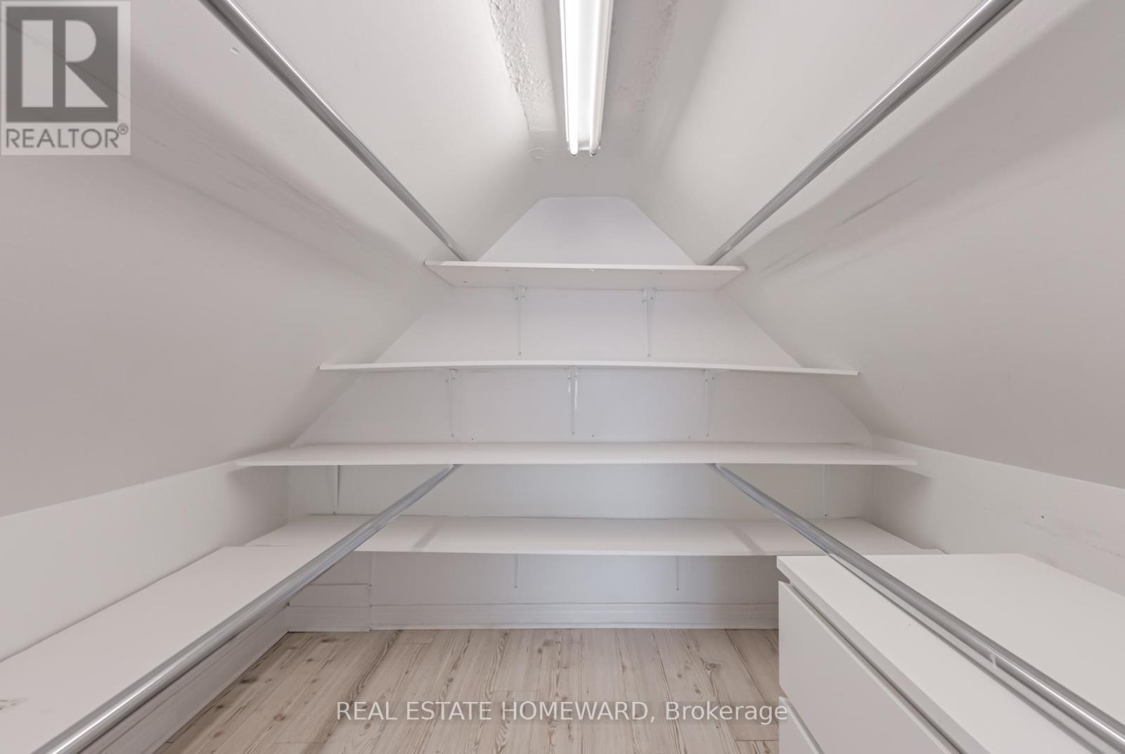 Upper - 559 Delaware Avenue N, Toronto, Ontario  M6H 2V3 - Photo 23 - C12149528
