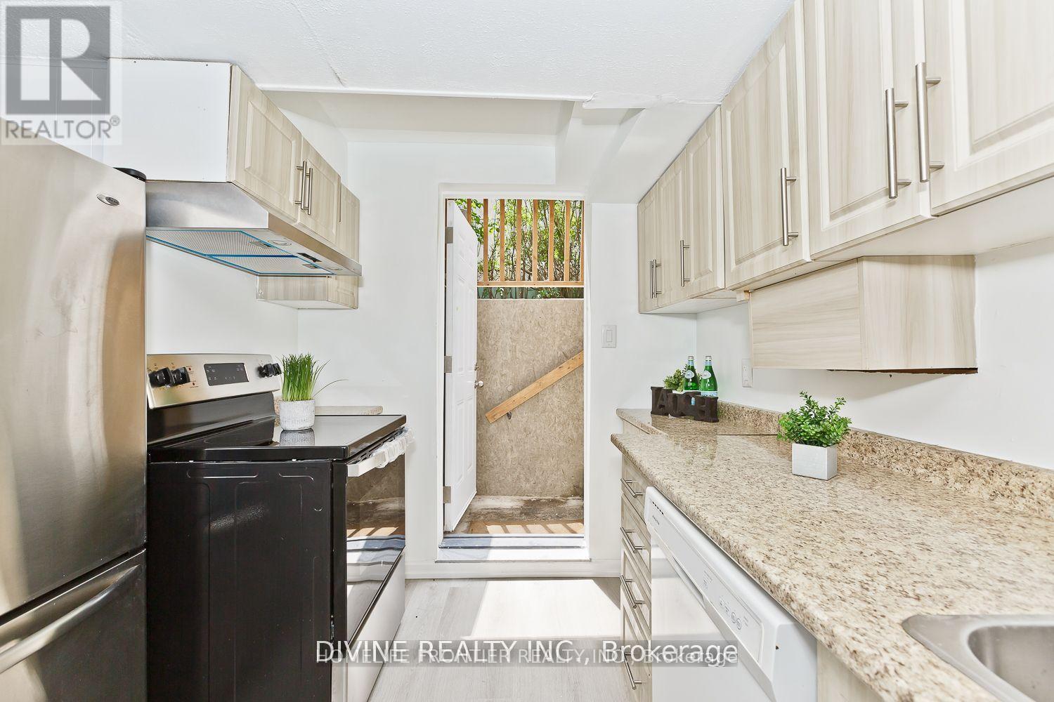 Basement - 759 Bloor Street, Mississauga, Ontario  L3Y 2M7 - Photo 2 - W12204732