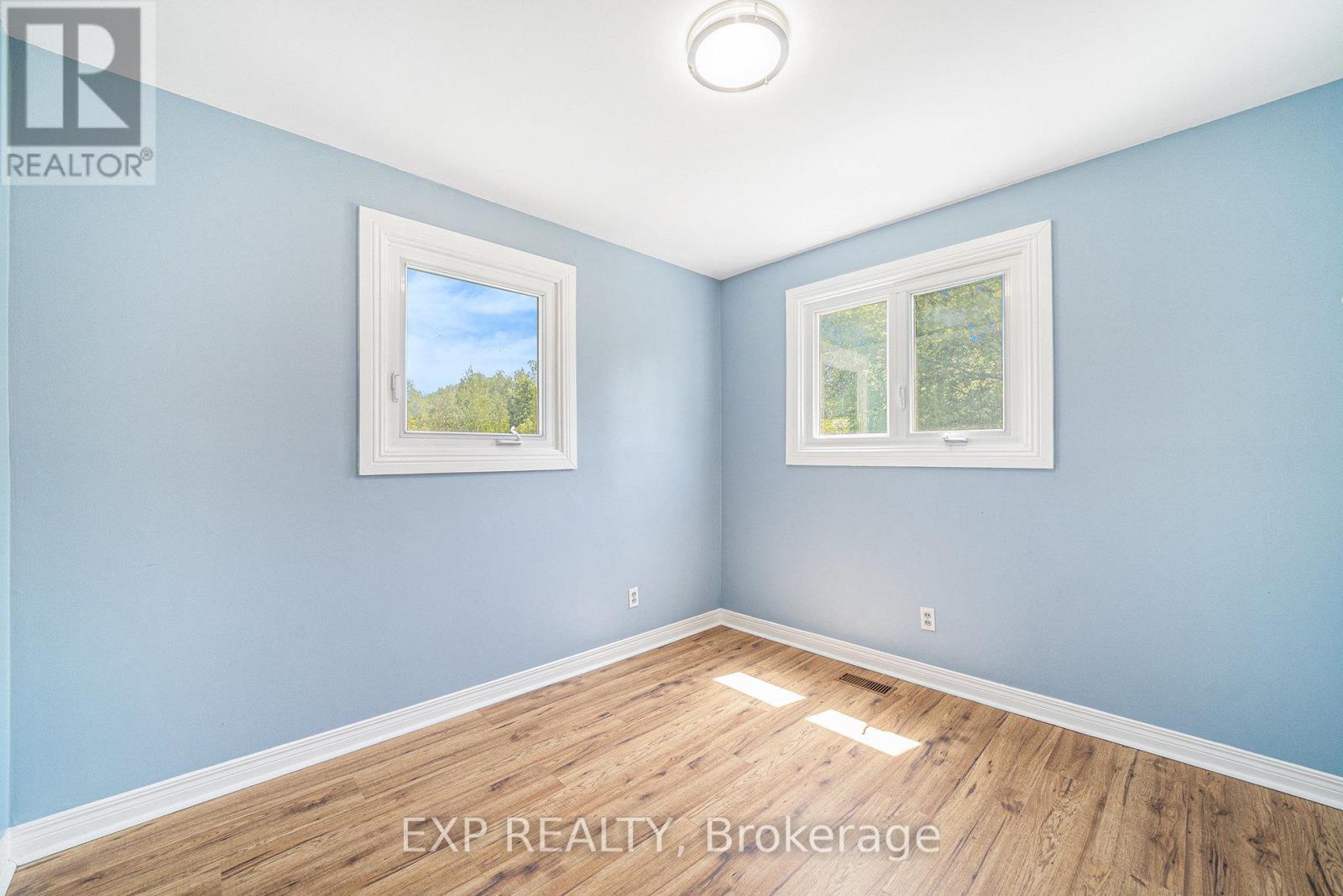 215 St Thomas Road, Russell, Ontario  K0A 3H0 - Photo 12 - X12202249