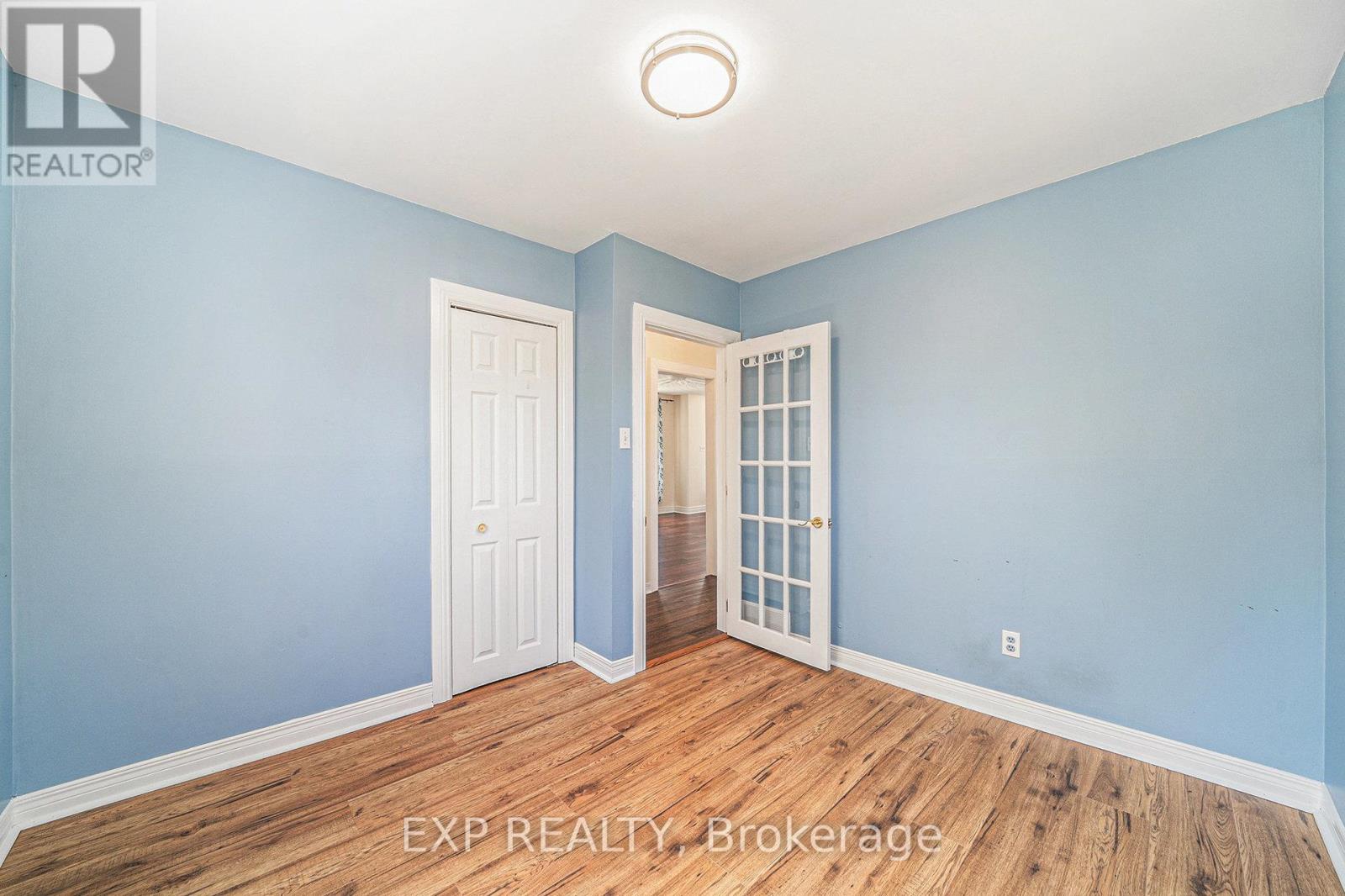 215 St Thomas Road, Russell, Ontario  K0A 3H0 - Photo 13 - X12202249