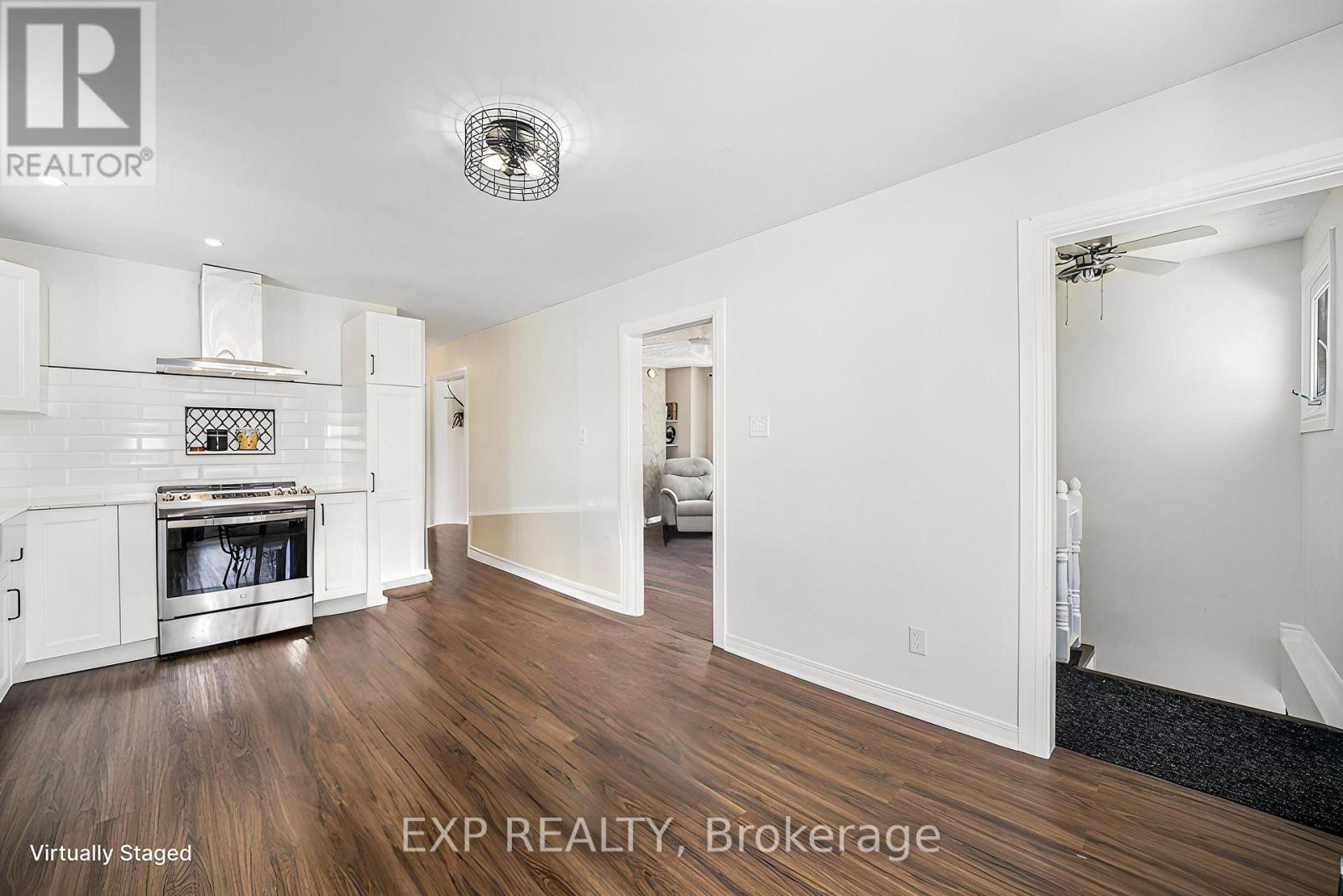 215 St Thomas Road, Russell, Ontario  K0A 3H0 - Photo 8 - X12202249