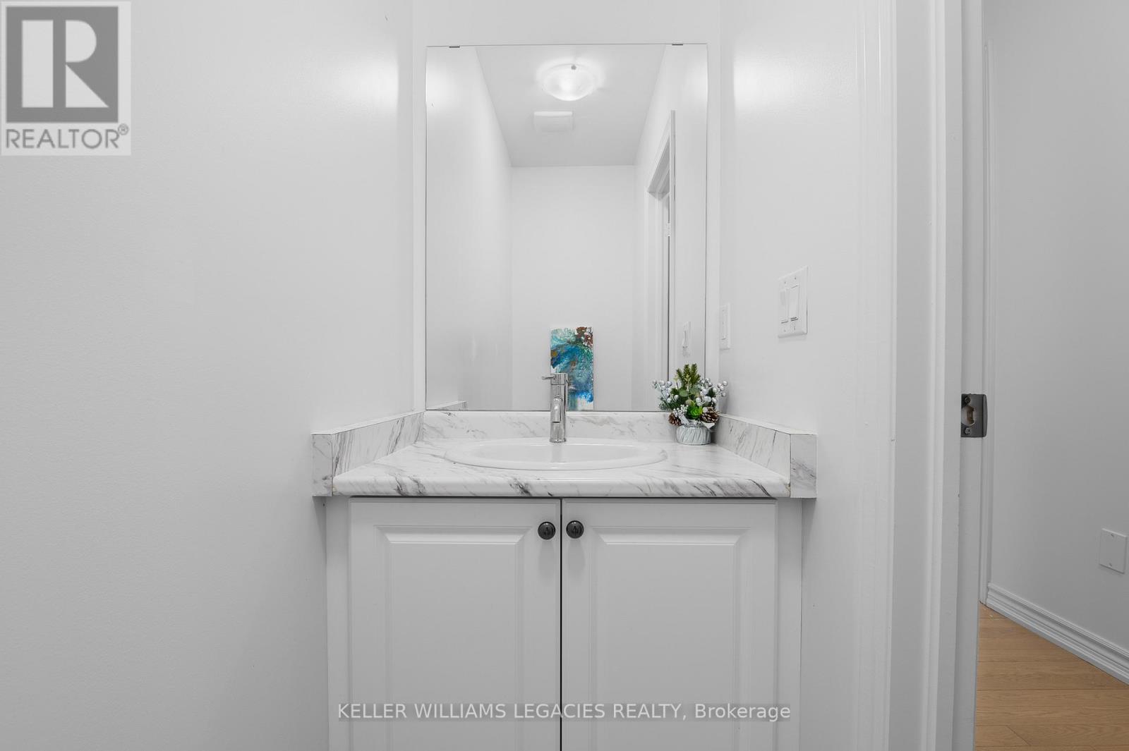17 Corbett Street, Southgate, Ontario  N0C 1B0 - Photo 8 - X12204735