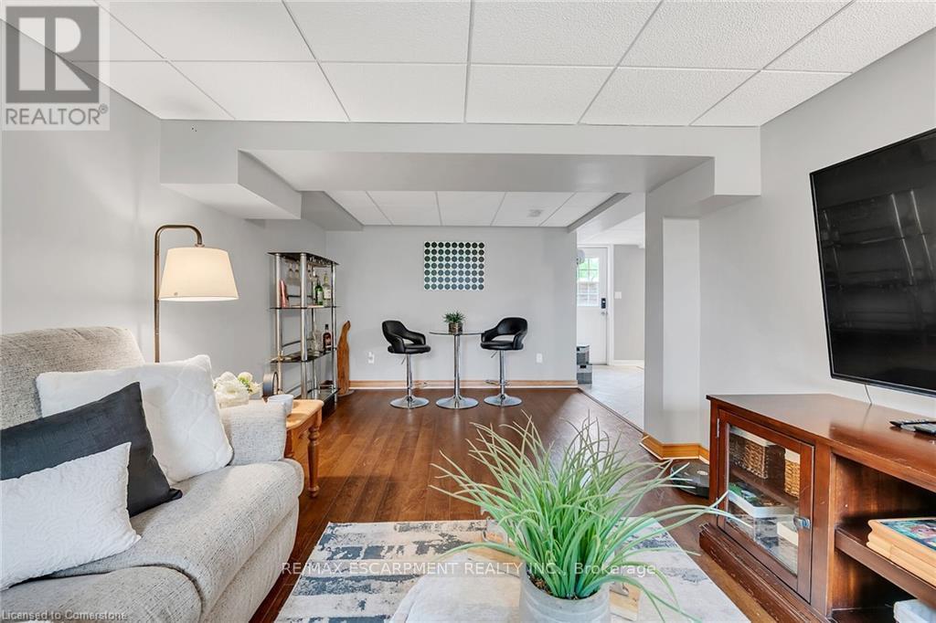4 Black Friars Road, St. Catharines, Ontario  L2N 2M9 - Photo 28 - X12204751