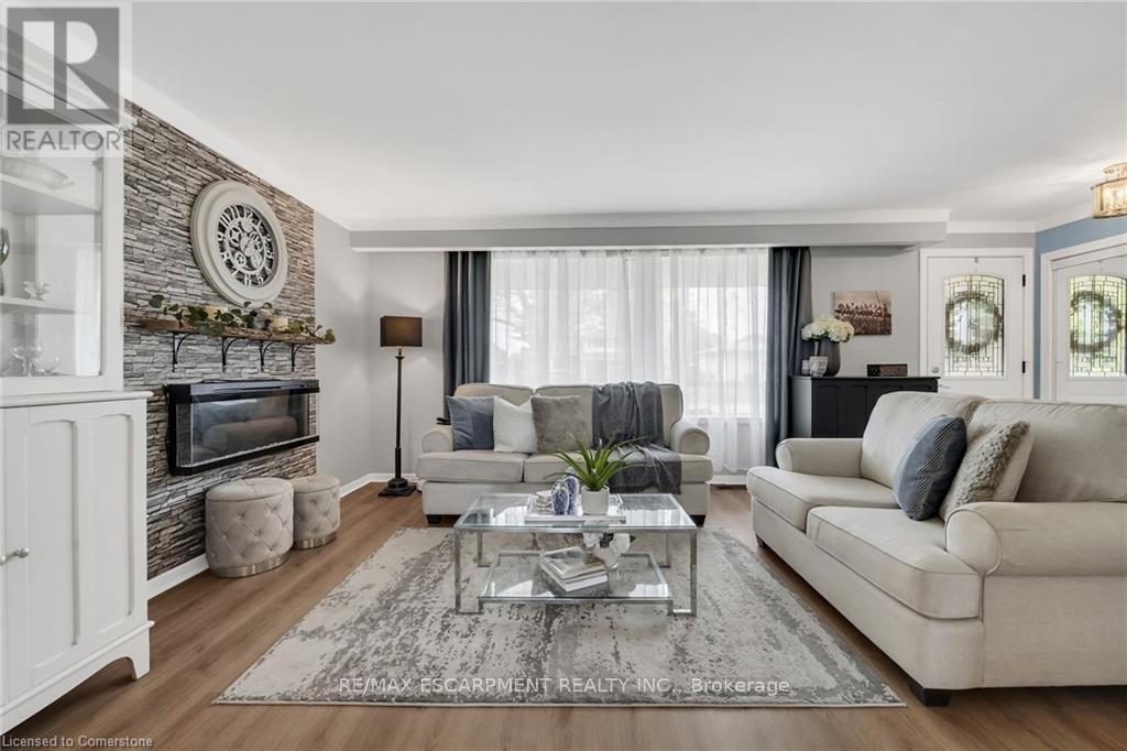 4 Black Friars Road, St. Catharines, Ontario  L2N 2M9 - Photo 8 - X12204751