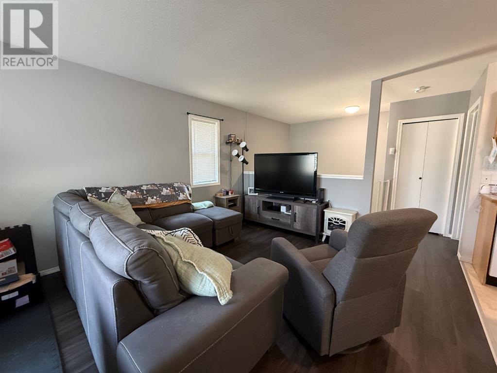 1-4, 164 St James Boulevard N, Lethbridge, Alberta  T1H 6M3 - Photo 8 - A2226564