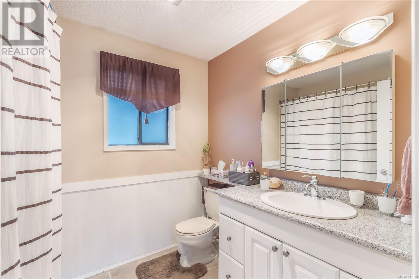 7413 Andrea Cres, Lantzville, British Columbia  V0R 2H0 - Photo 12 - 999638