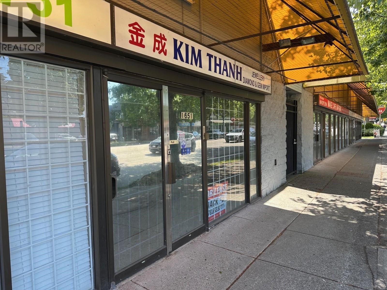 1651 KINGSWAY, vancouver, British Columbia V5N2S2