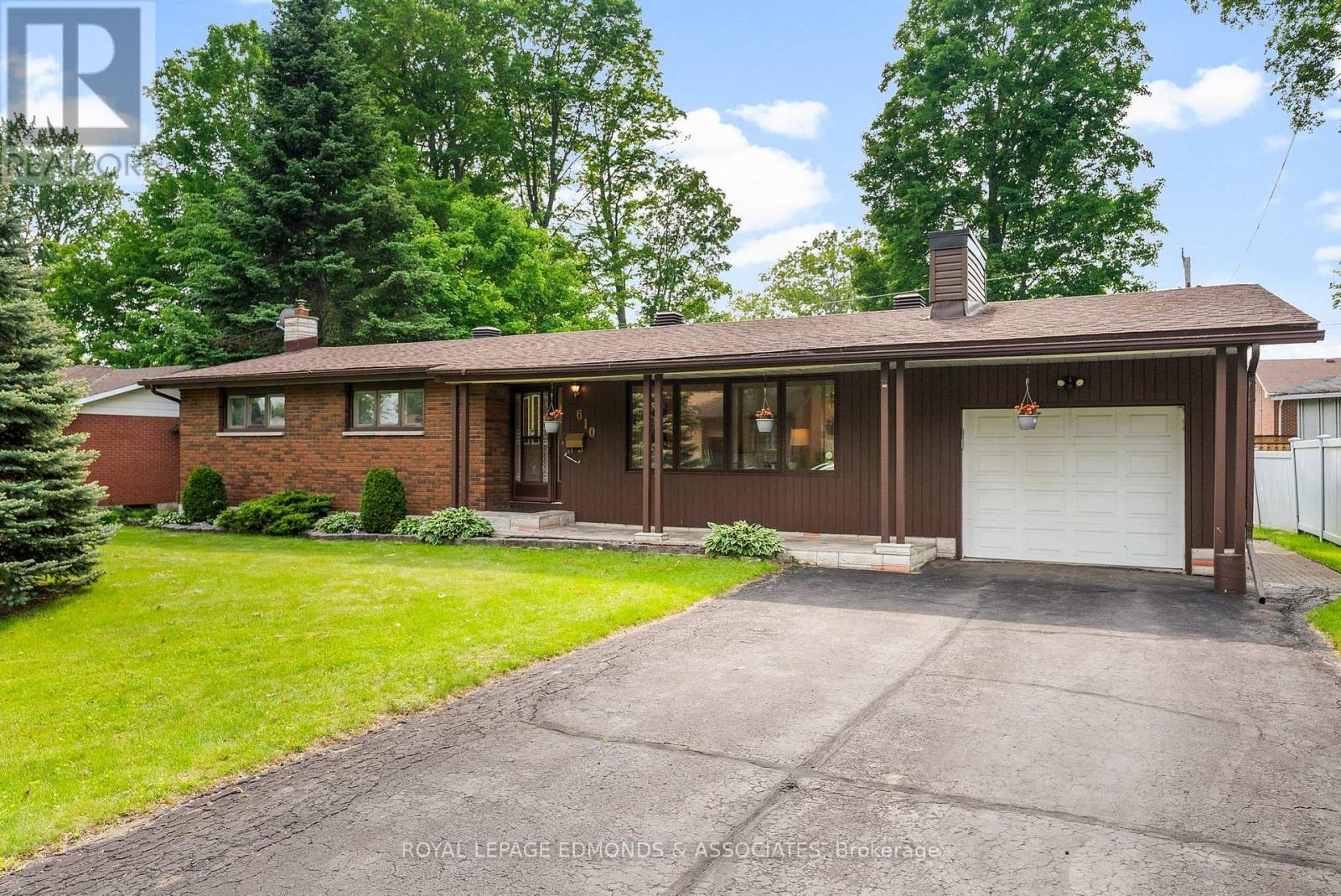 610 GLENWOOD DRIVE, Pembroke, Ontario