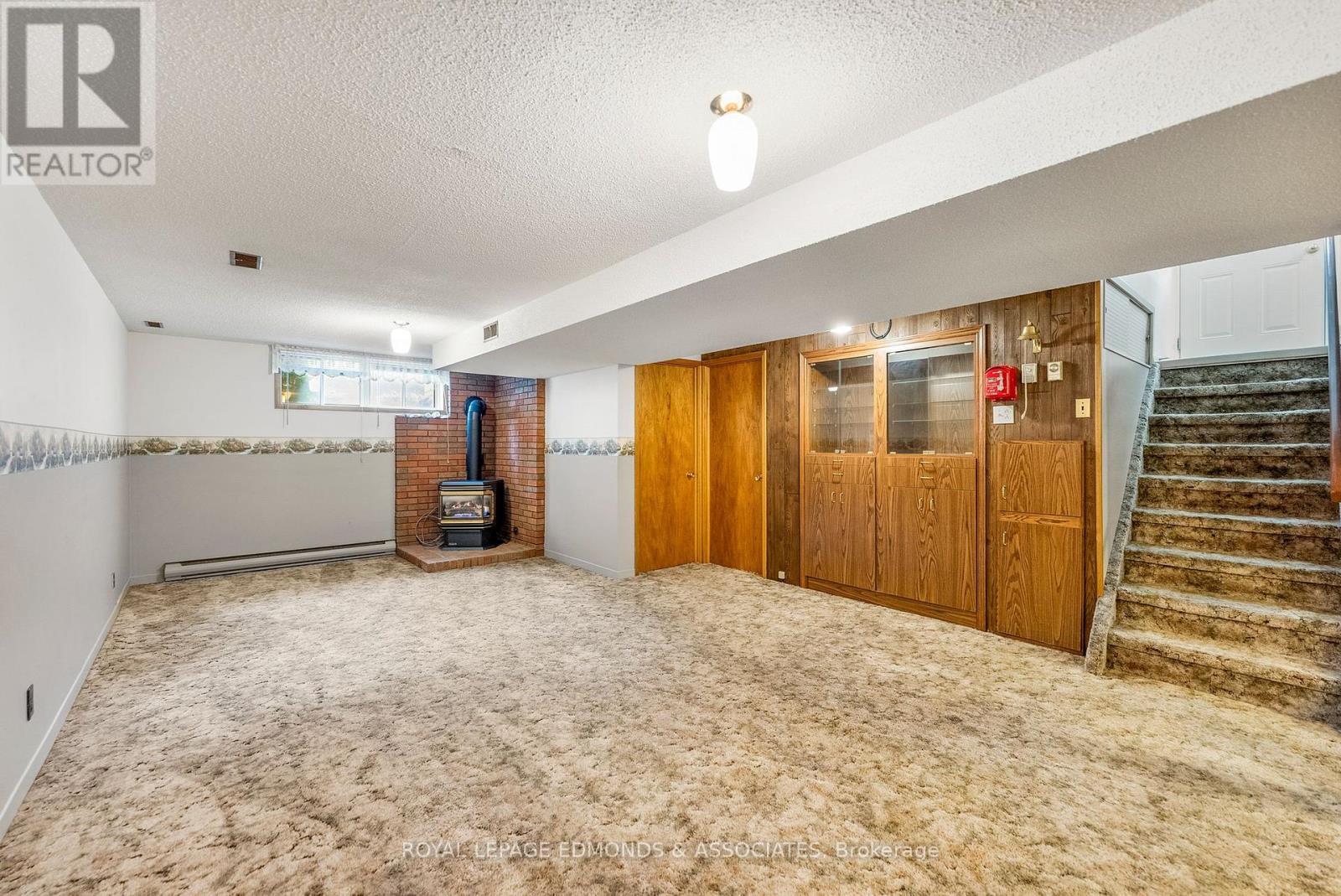 610 Glenwood Drive, Pembroke, Ontario  K8A 1T8 - Photo 23 - X12204781