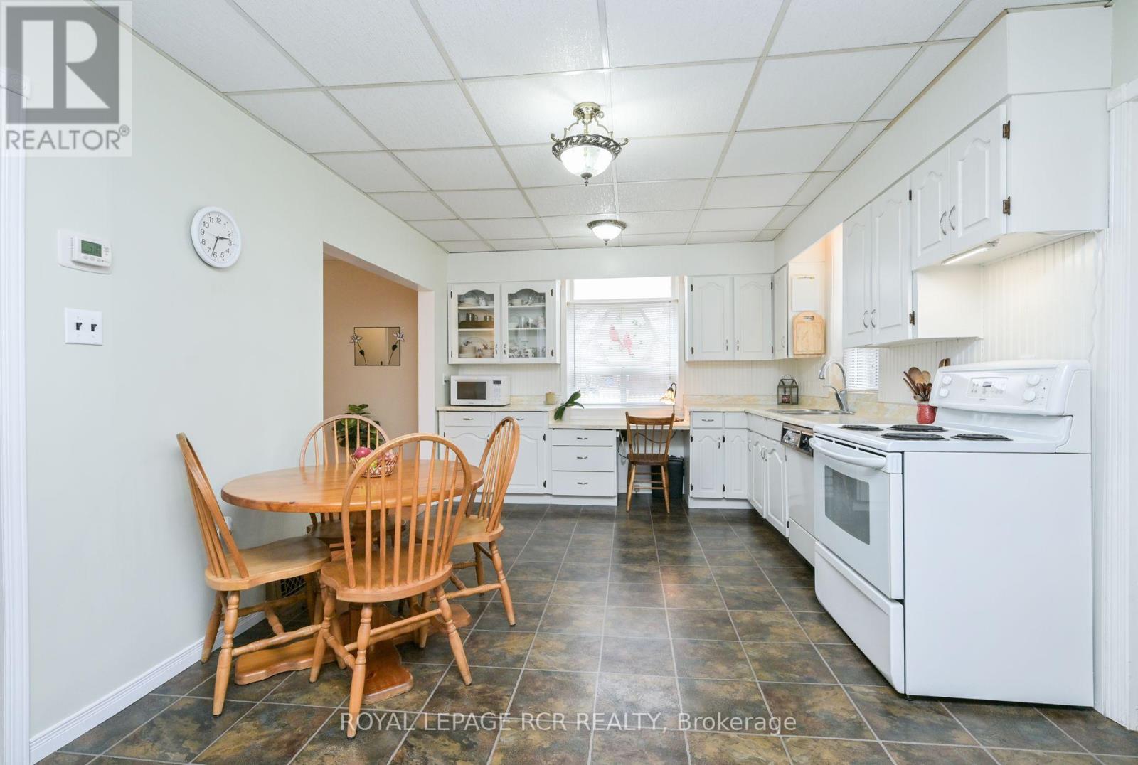 51 Ontario Street, New Tecumseth, Ontario  L9R 1H4 - Photo 5 - N12199902