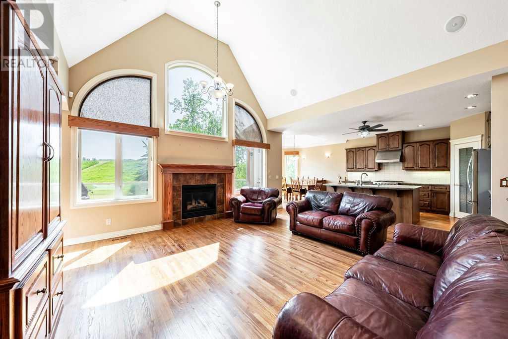 44 Heritage Landing, Heritage Pointe, Alberta  T0L 0X0 - Photo 9 - A2228860