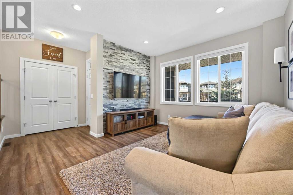 29 Legacy Glen Way Se, Calgary, Alberta  T2X 4E5 - Photo 3 - A2209941