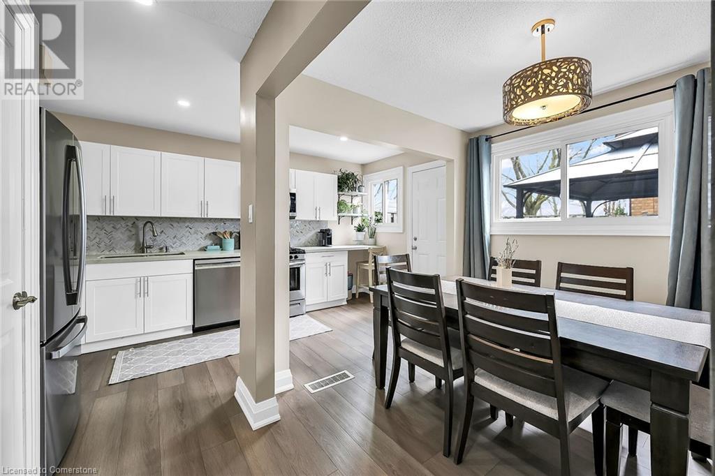 444 Stone Church Street W Unit# T3, Hamilton, Ontario  L9B 1R1 - Photo 7 - 40735313