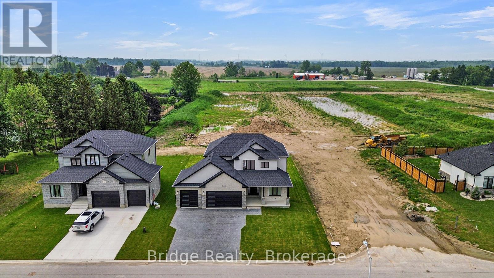 161 Mcleod Street, North Middlesex, Ontario  N0M 2K0 - Photo 46 - X12201081