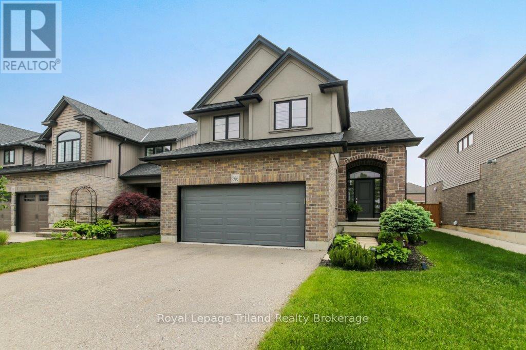 976 Springbank Avenue, Woodstock (Woodstock - North), Ontario  N4T 0C6 - Photo 1 - X12204764