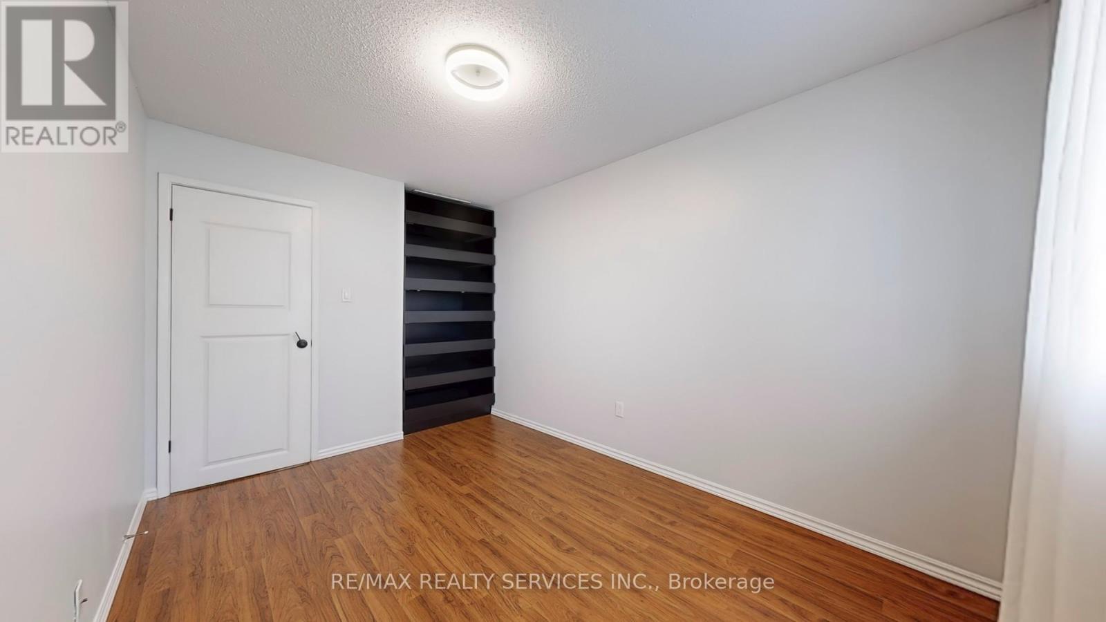 80 Carisbrooke Court, Brampton, Ontario  L6S 3K1 - Photo 34 - W12164563