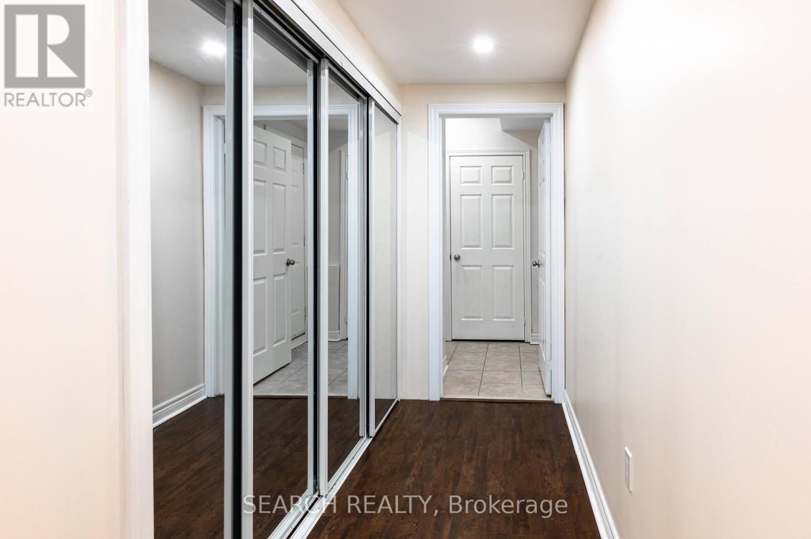 3899 Manatee Way, Mississauga, Ontario  L5M 6P7 - Photo 8 - W12202228