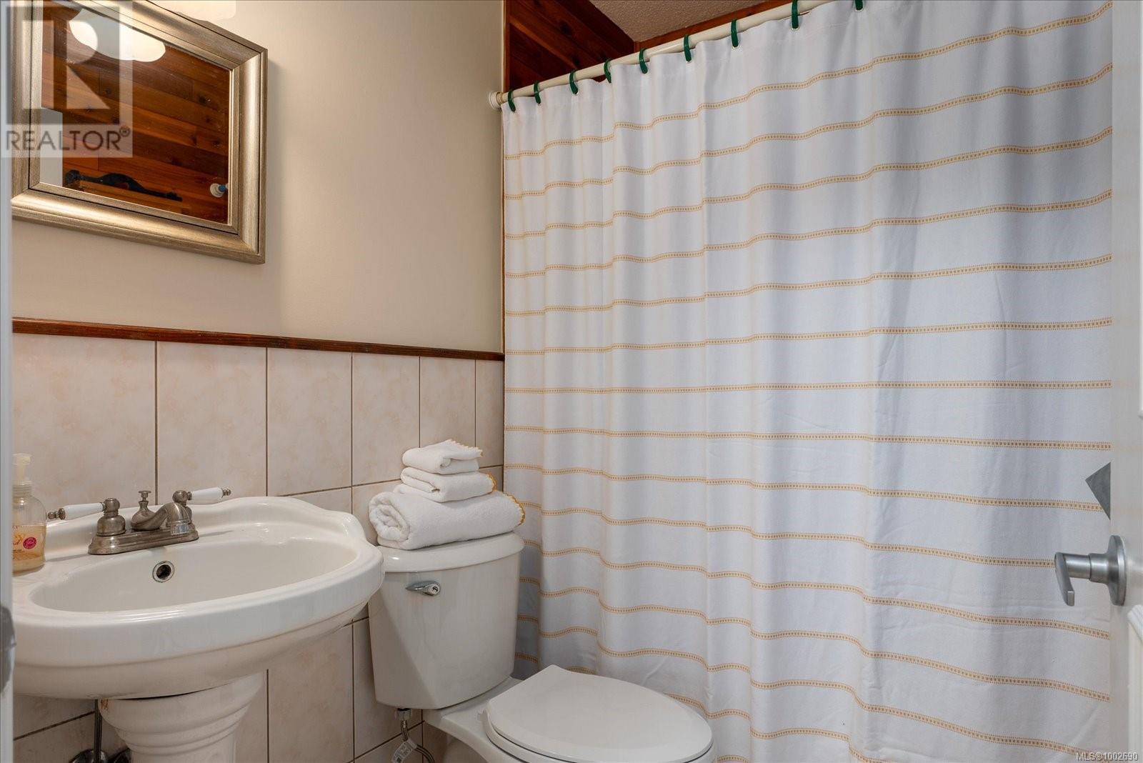 2353 Pheasant Terr, Nanaimo real estate listing 1002690 for sale