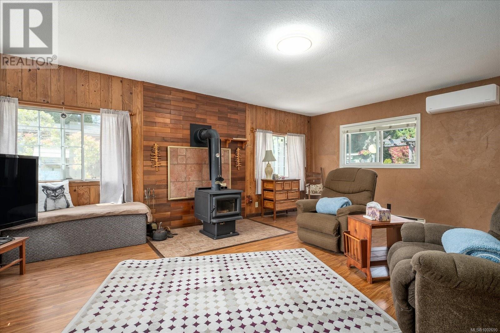 2353 Pheasant Terr, Nanaimo real estate listing 1002690 for sale