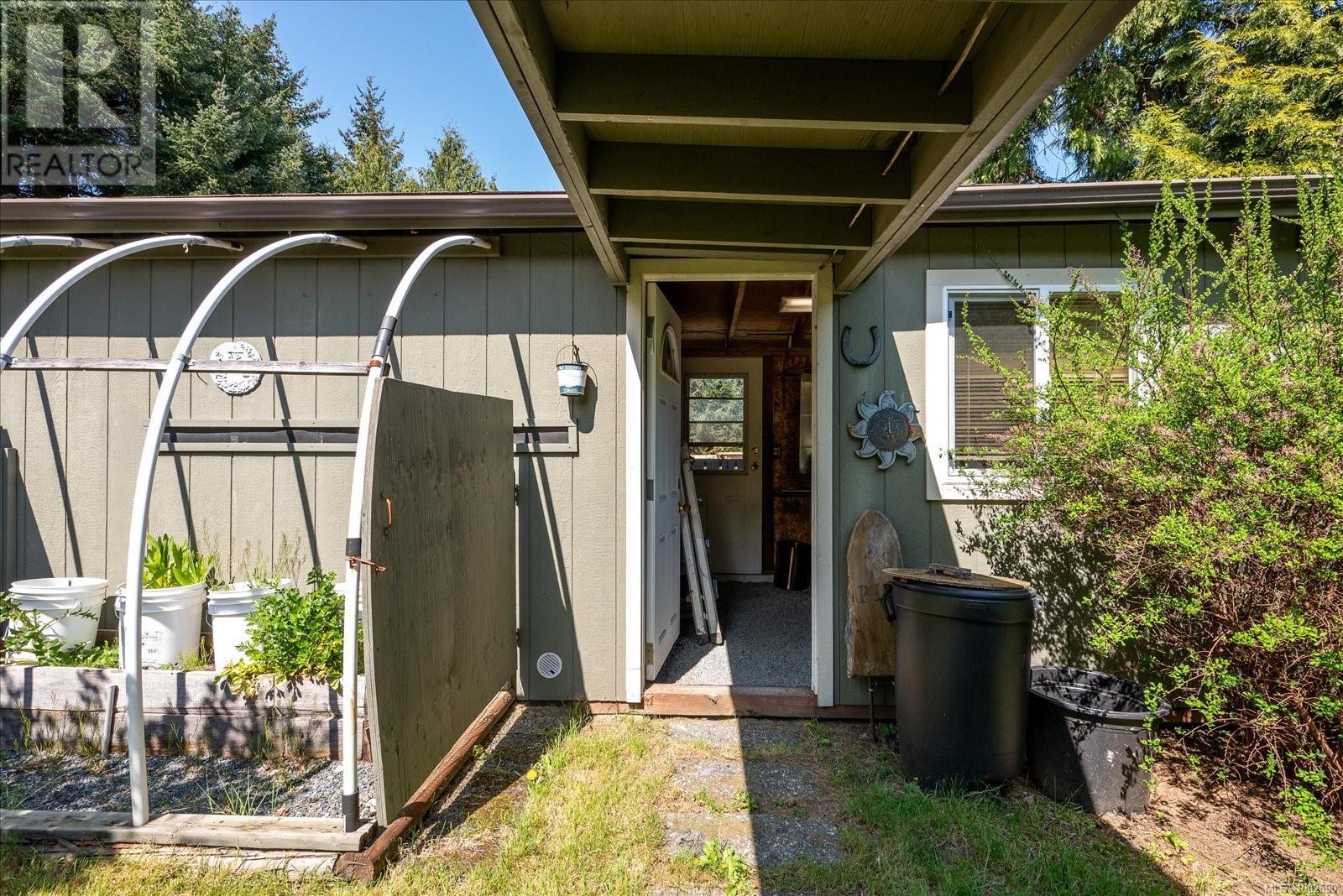 2353 Pheasant Terr, Nanaimo real estate listing 1002690 for sale